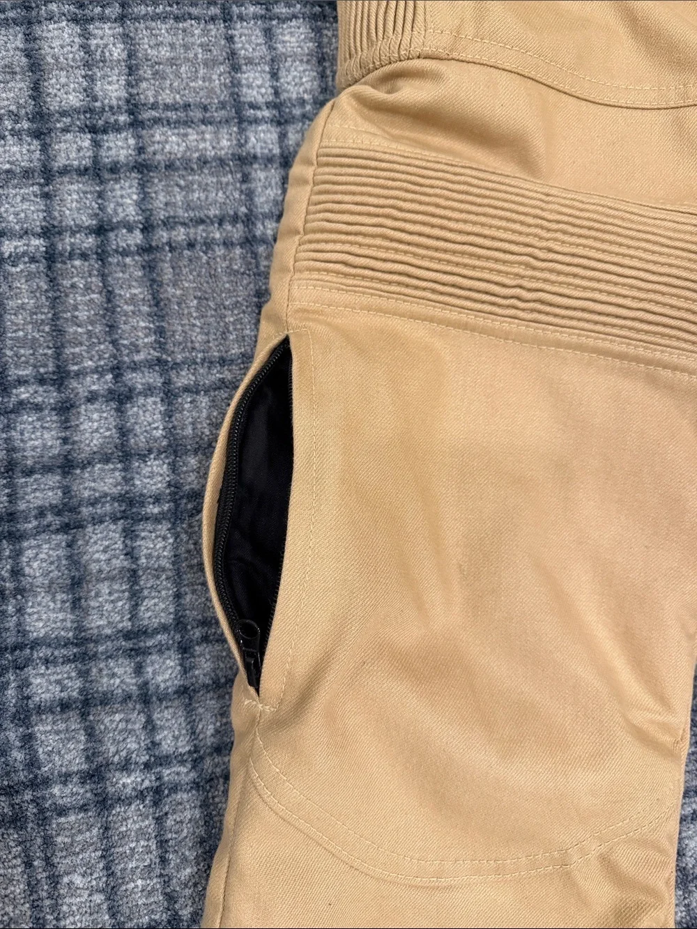 Fuel durable tan